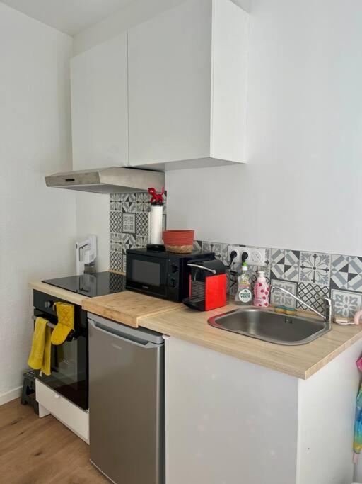 Appartement Hyper Centre Climatise Salon-de-Provence Exterior foto